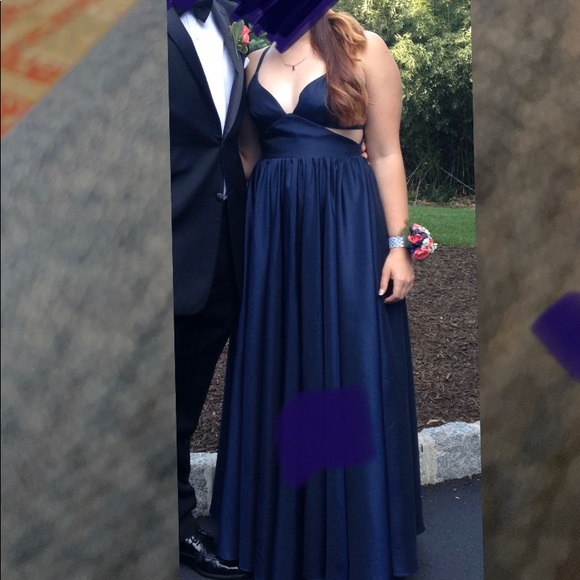 Prom/evening formal gown, navy - Picture 7 of 8